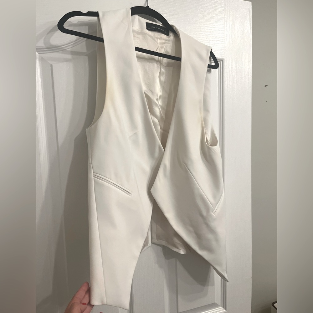 **Zara Woman** White Simple Vest